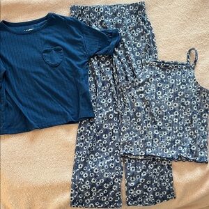 Lands' End Kids Pajamas Set in Blue Floral